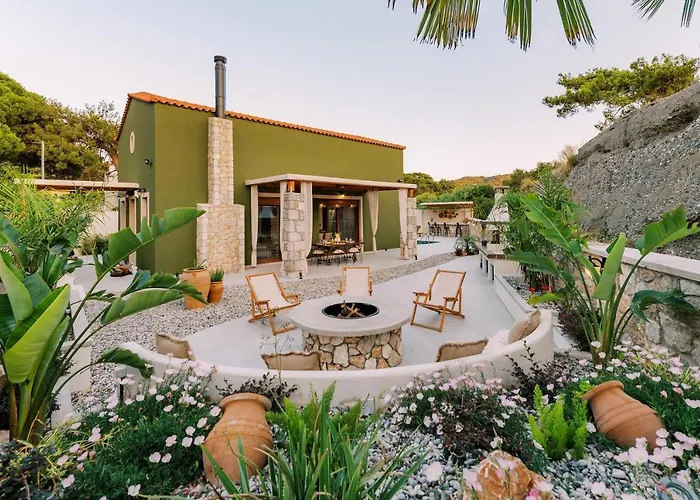 Stavlos Luxury Stone House Вилла *