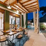Stavlos Luxury Stone House Willa *
