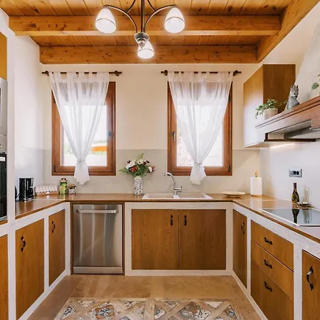 Stavlos Luxury Stone House Lalyssos