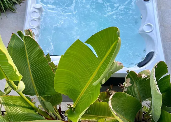 Stavlos Luxury Stone House Villa *